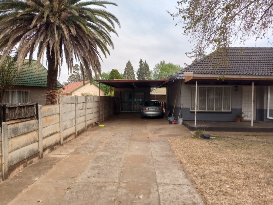 3 Bedroom Property for Sale in Stilfontein Ext 4 North West